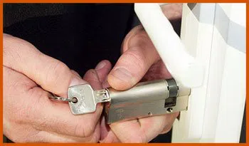 Centreville Locksmith Service Centreville, VA 703-270-6009 - 15-emergency-locksmith-service